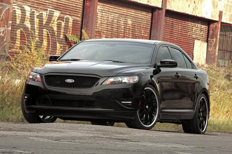  Ford Stealth Police Interceptor Concept 2010 года  (фото 12 из 14)